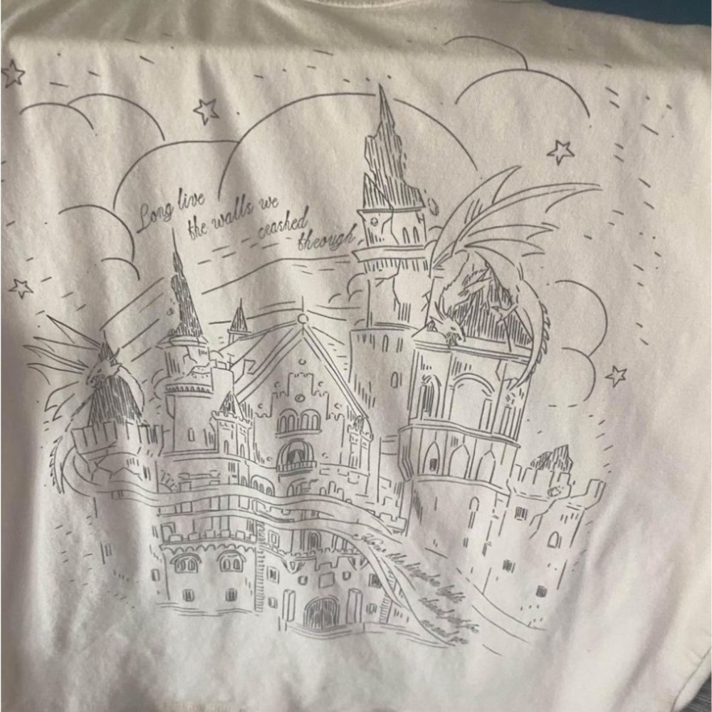 Taylor Swift Love Live Tee